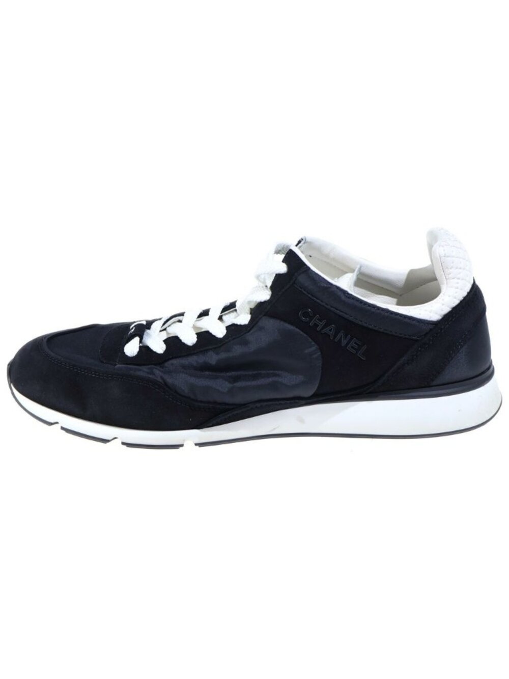 Chanel Interlocking CC Logo Nylon Trim Low Top Sneakers Black